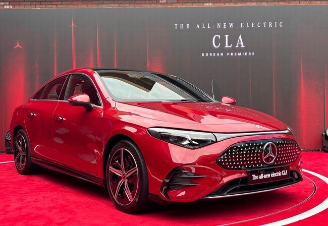 CLA·GLC <b>전기차 출시</b>…<b>벤츠</b>, '투트랙' 전동화 승부