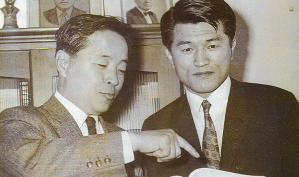 김영삼 전 대통령과 최형우 전 장관의 과거 모습. 사진=시사오늘 자료